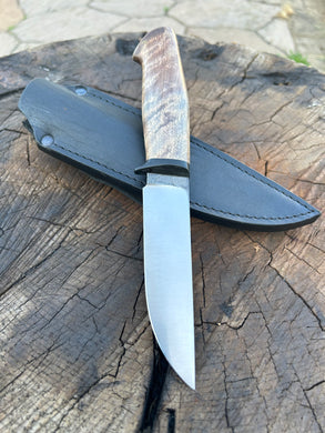 Hand-forged Varangian knf
