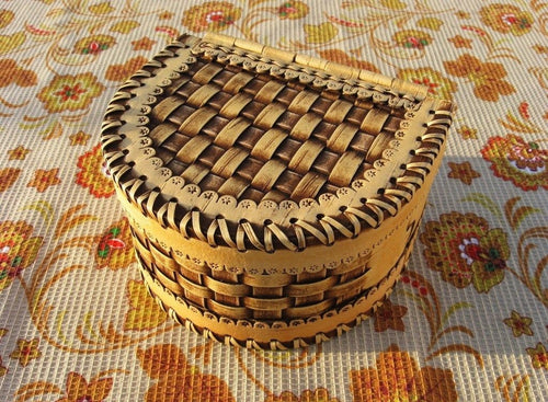 Hand-crafted Birch bark jewelry box